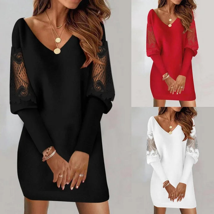 Maureen - Dress with Long Sleeves and a V-Neck