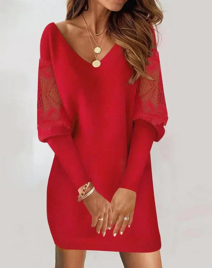 Maureen - Dress with Long Sleeves and a V-Neck