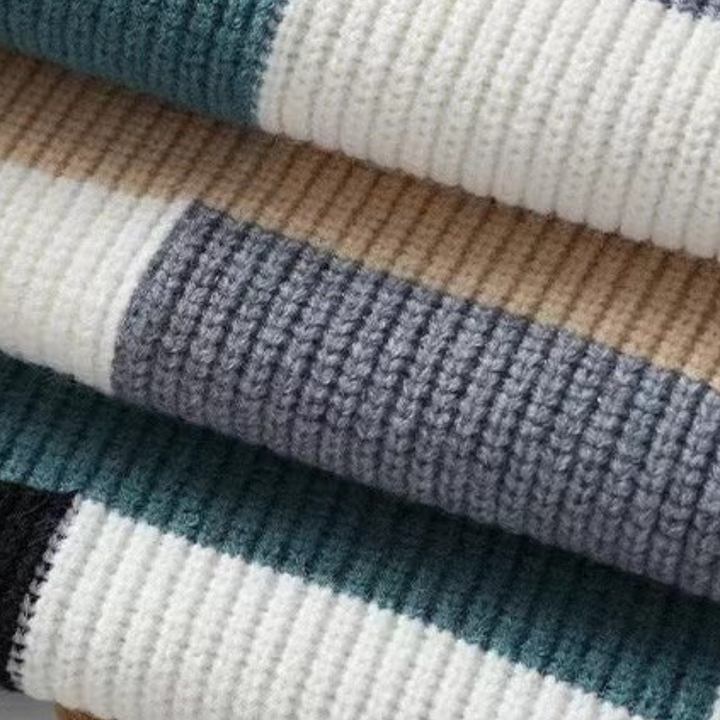 Levi - Sweater
