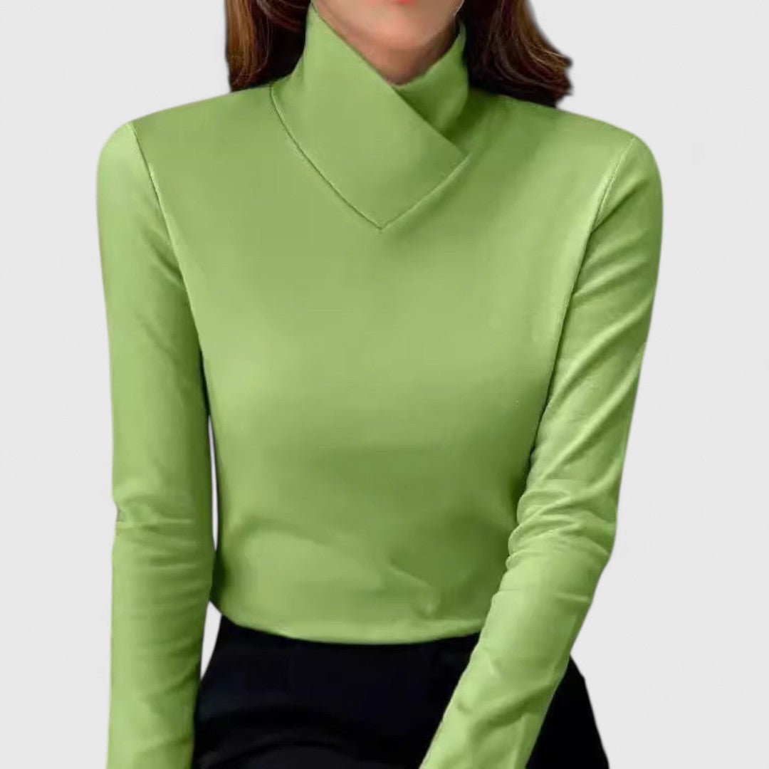 Danielle - Turtleneck Fit