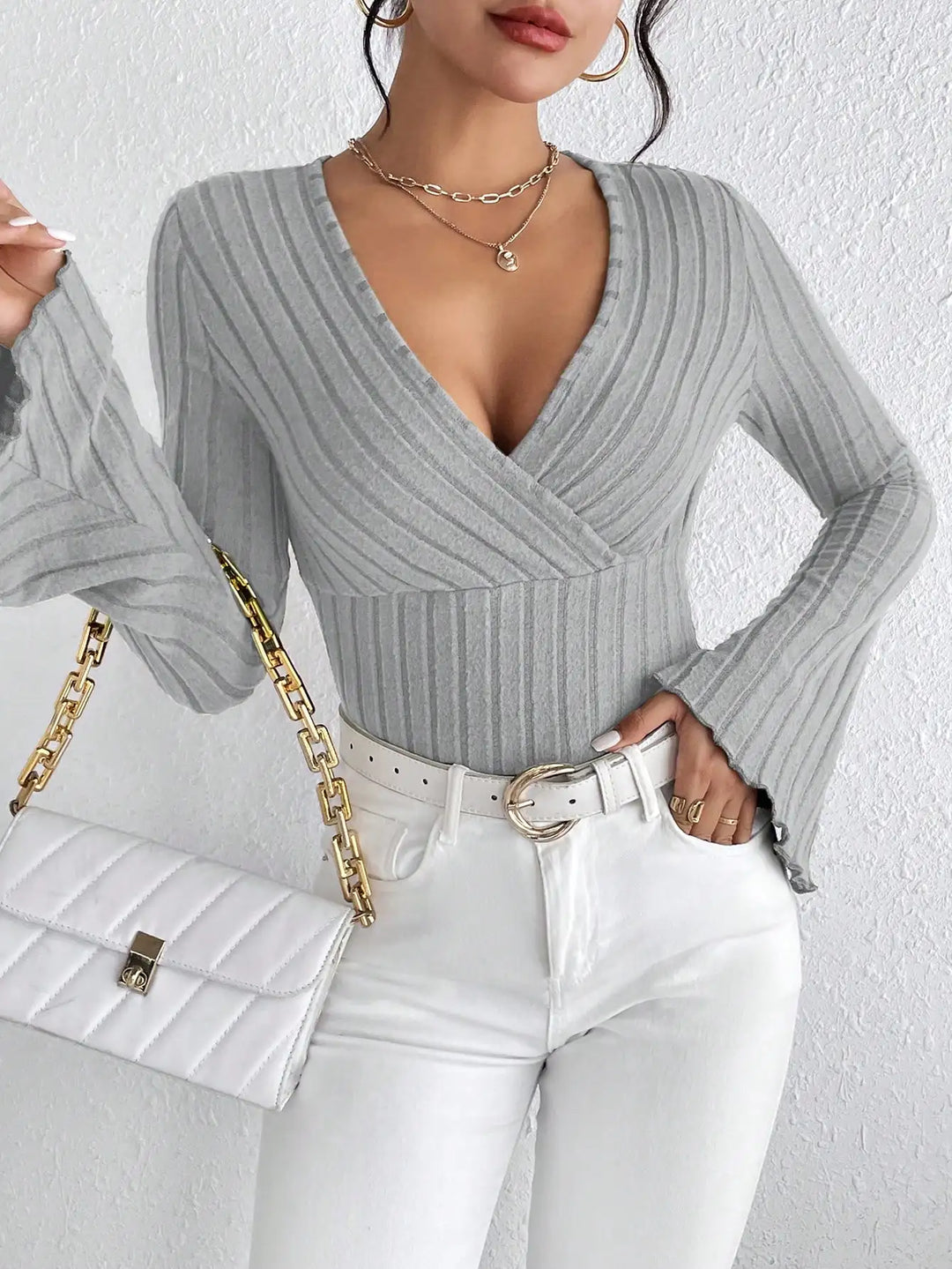 Fallon - Elegant V-Neck Bell Sleeve Top