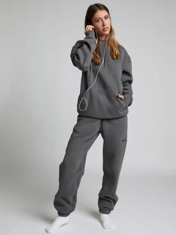 London - Unisex comfortable tracksuit