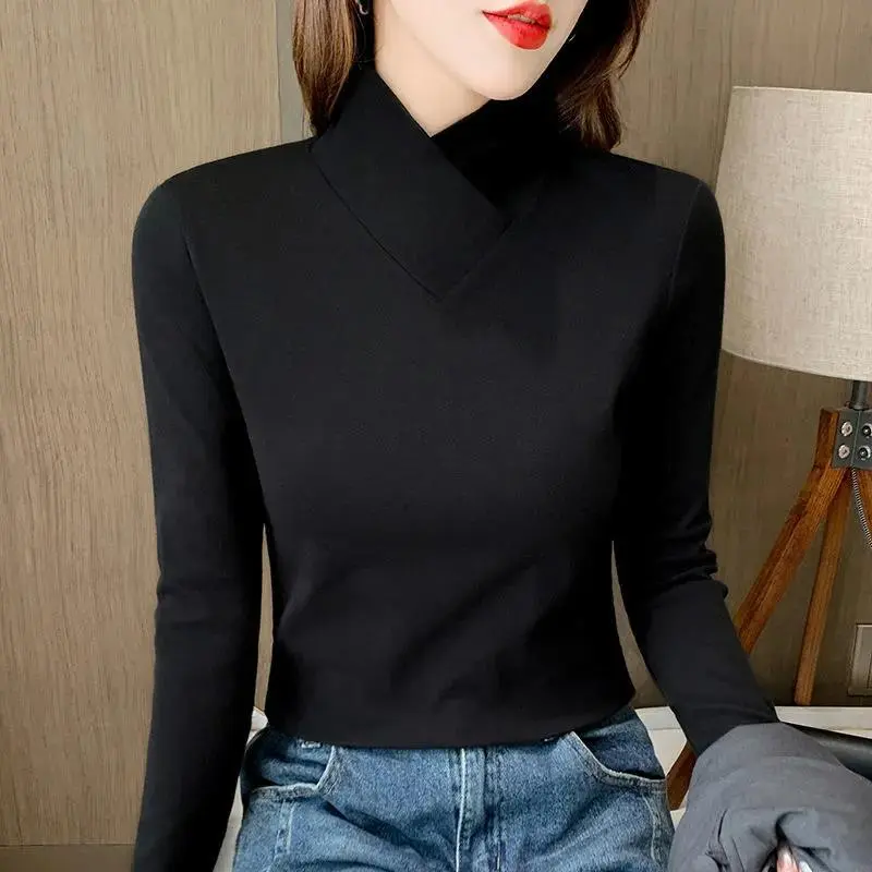Danielle - Turtleneck Fit