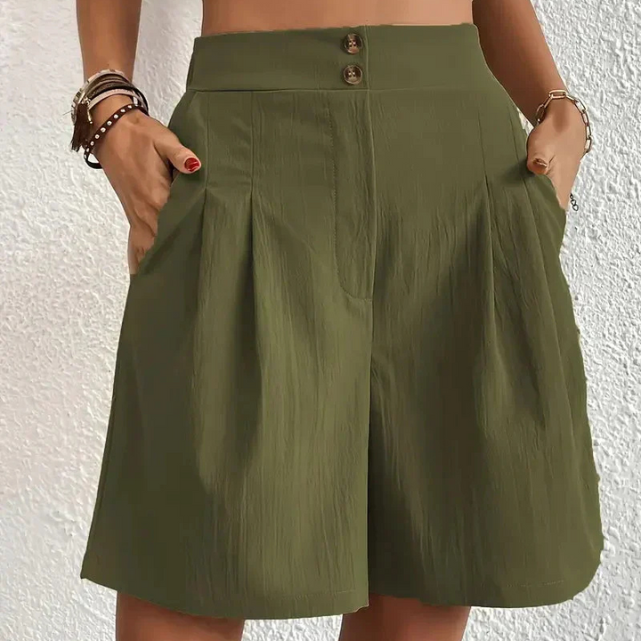 Mila - High-waisted shorts